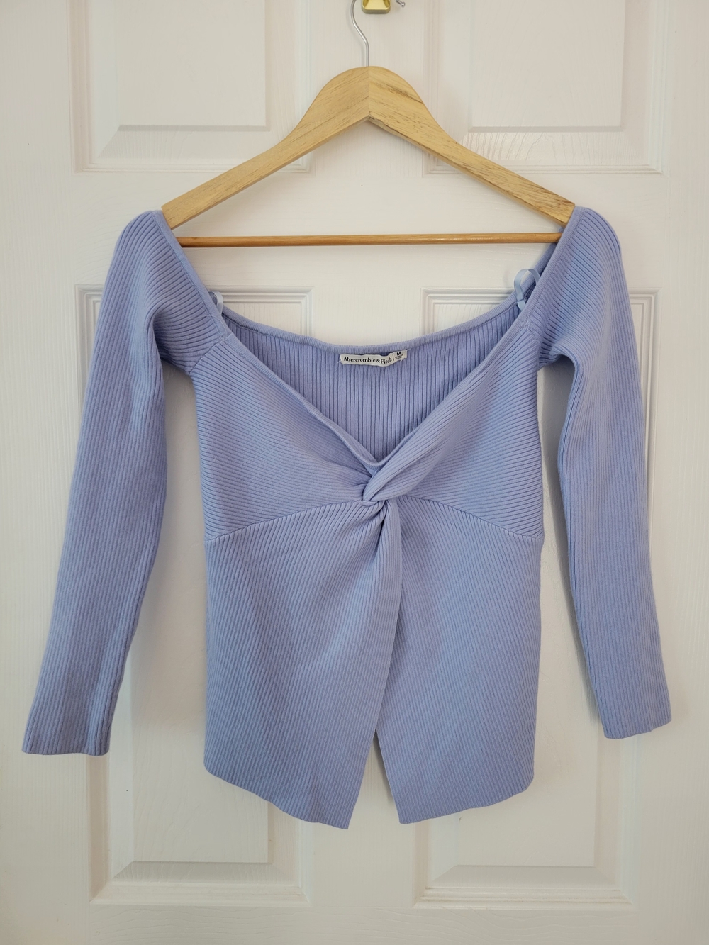 Abercrombie & Fitch Ribbed Off the Shoulder Knot Front Sweater Periwinkle Blue M